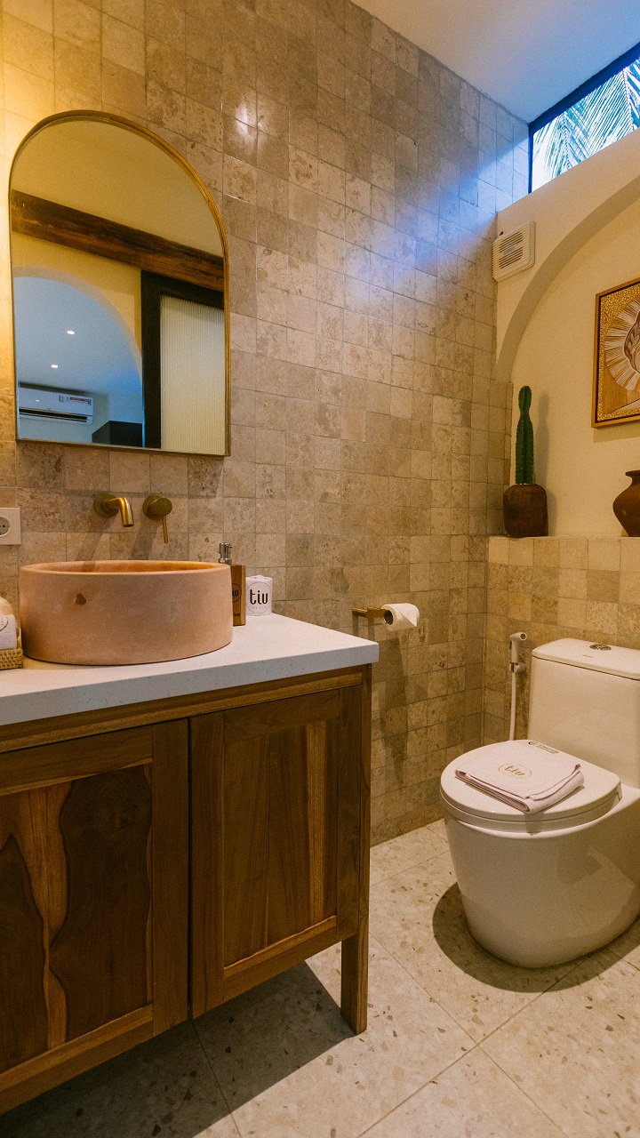 Tiu Oasis Villa Rimba Downstairs Bathroom